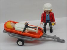Arzt mit Krankenliege Anhänger und verletzten Patient ++ Krankenhaus + Playmobil