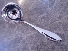 WMF Modell PREMIERE Vorleger Saucenkelle Cromargan TOP wie neu !