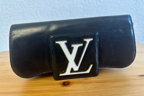 Sobe patent leather clutch bag