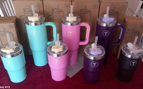 Tupperware big tumbler - t.,