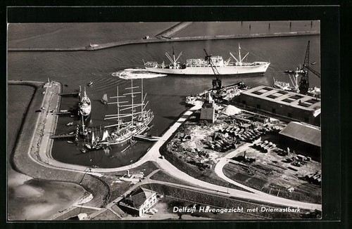 Delfzijl havengezicht met - delfzijl,,