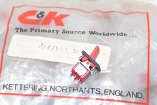 Kipp-Schalter C & K Serie 7203-J61, 2 A / 250 V, DPDT, Ein-Aus-Ein, 2-polig, NOS