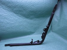 TRIUMPH RAHMEN UNTERZUG