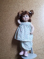 Porzellan Puppe,  2000