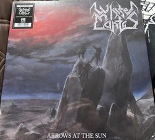 White Mantis / ARROWS AT THE