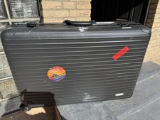 Rimowa Koffer Hartschalenkoffer mit Rollen und Zahlenschloss