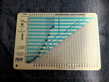 PADI Tauchen Tauchplaner Dekompression Rechner Tabelle Kunststoff 