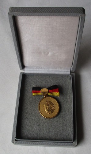 Ddr abzeichen orden verdienter - ddr,