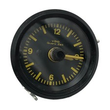 Original Porsche 924 944 Uhr