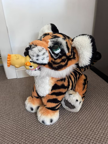 Hasbro furreal friends tyler - furreal,