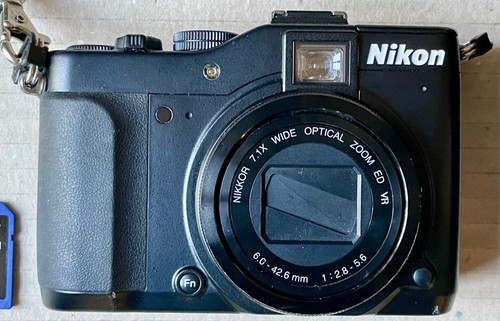 Nikon coolpix p7000 mit - coolpix,