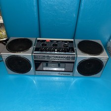 GHETTOBLASTER  Sanyo M-S400L Japan STEREO RADIO RECORDER Boombox  Zustand Lesen!