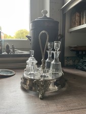 Jugendstil Menage Menagerie