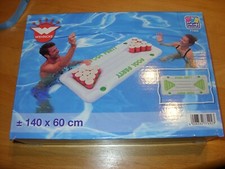 Beer Pong Happy People