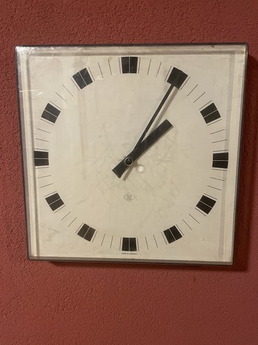 Telenorma eckige wanduhr - eckige,