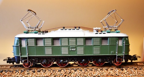 Märklin lok 3024 18 - e,