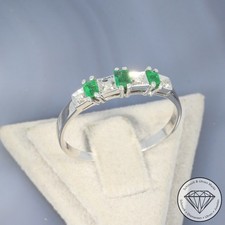 Wert 850 diamant smaragd - diamant,