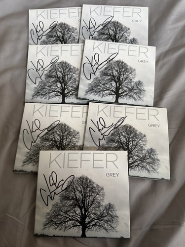 Kiefer sutherland signed - kiefer,