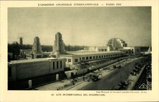 Ak Paris, Internationale