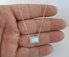 Schöne Pave Diamant Feueropal