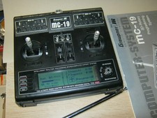 Graupner Sender MC 19 35 Mhz  mit Akku 4 Sprachen möglich
