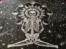 Fahne Totenkopf Skelett Banner Flagge Witchcraft Hexen Magie 180 x 140 Neuwertig