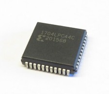 XC1704LPC44C  4Mbit 3.3Volt