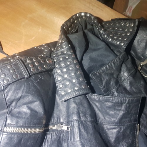 Nieten fransen lederjacke - 80's,