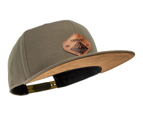 Jumping bird snapback - jumping,