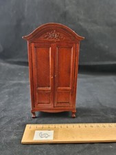 Schrank Kleiderschrank Schlafzimmer Puppenhaus Puppenstube Möbel antik alt