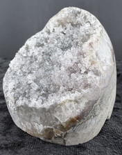 Quartz Crystal Pocket in