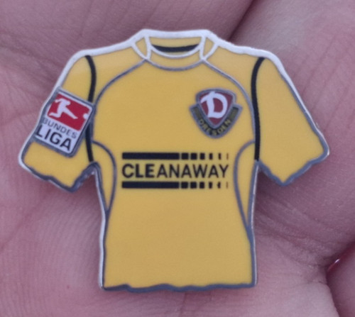 P16 trikot pin dynamo - trikot, sg