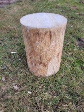 Holzstamm sitzhocker gehobelt - sitzhocker,