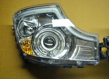REFLEKTOR XENON HEADLIGHT