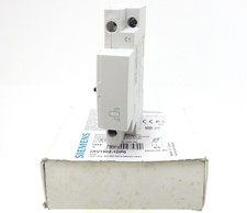 SIEMENS 3RV1902-1DP0 Spannungsauslöser Shunt Release 210-240V AC E:02 UNUSED