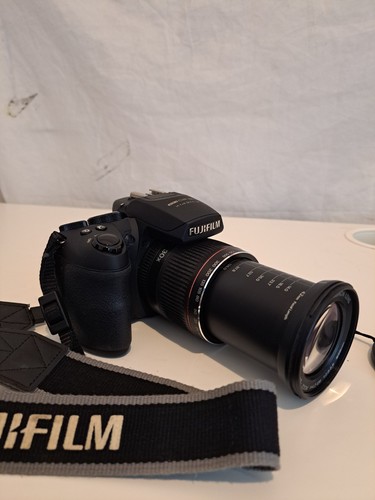 Fujifilm finepix hs20exr - finepix,