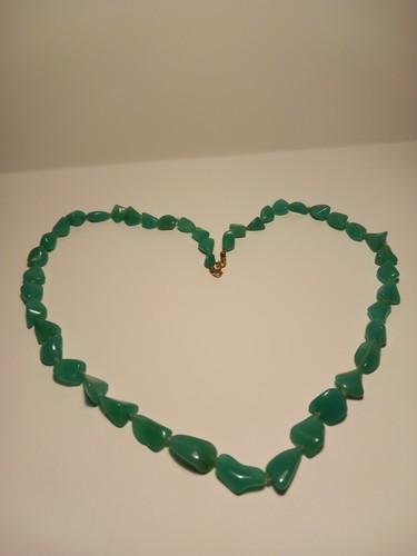 Chrysopraskette nuggets top - nuggets,,