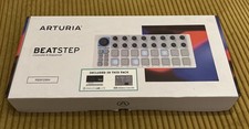 Arturia Beatstep Midi Controller & Sequencer/OVP + Beatstep Pro Cable Kit/CV