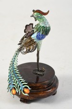 N89A77- Asiatika Cloisonne Figur Pfau auf Holz Sockel