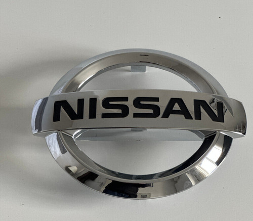 Nissan kühlergrill emblem - nissan,