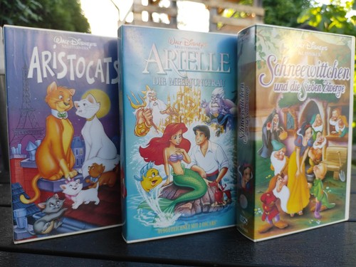 Walt disney vhs - walt,