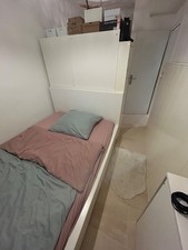 Neuwertiges Ikea Malm Bett 140x200 weiß mit zwei Bettkasten und mit Matratze 