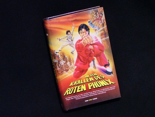Den krallen des roten - den,
