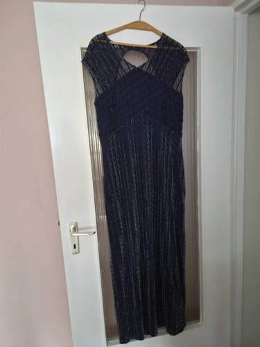 Schönes zeitloses abendkleid - zeitloses,