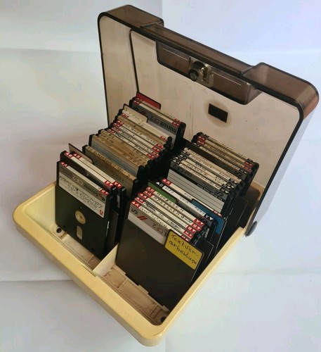Compact floppy disks cf2 - compact, 3
