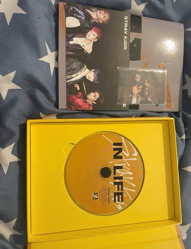 Stray kids life full - in,