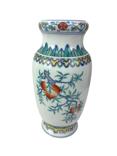 Chinesische doucai drei fülle - drei,