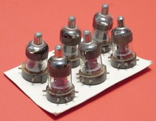 6 Wehrmachtsröhren RV12P2000 - NOS!