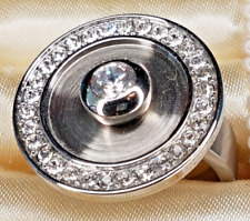 Auffälliger schöner Ring von