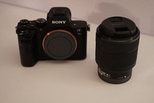 Sony Alpha A7 II 24.3MP Digitalkamera - Schwarz (Kit mit 28-70 mm Zoomobjektiv)